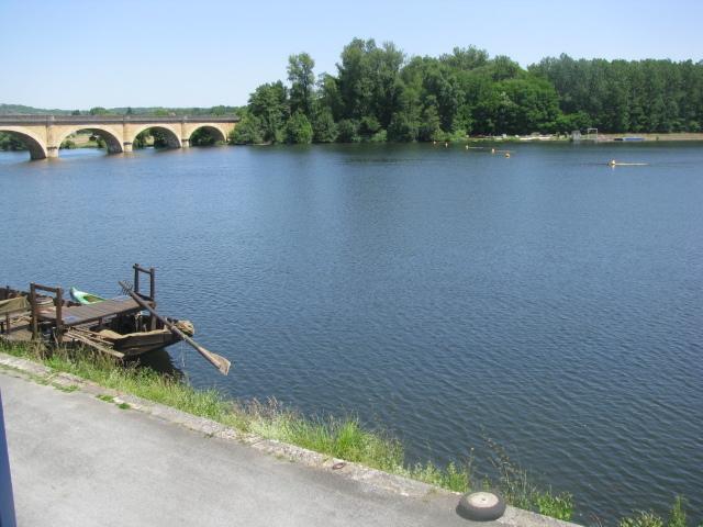 Le Barrage Hotell Mauzac-et-Grand-Castang Rum bild