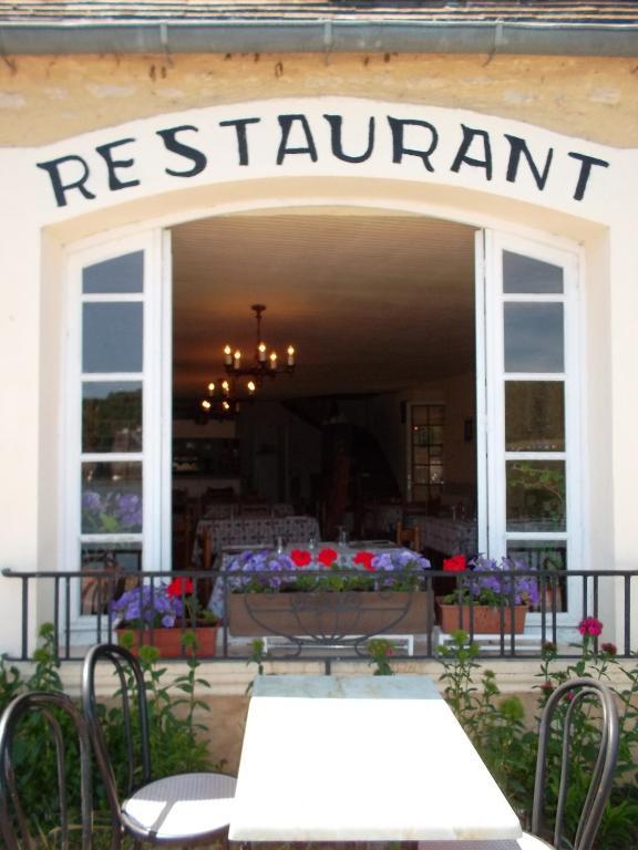 Le Barrage Hotell Mauzac-et-Grand-Castang Exteriör bild