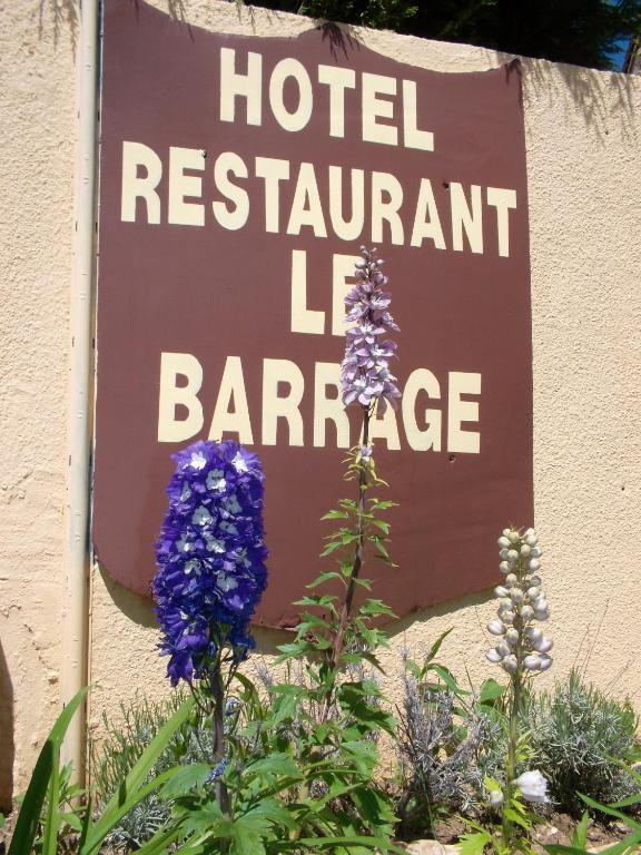 Le Barrage Hotell Mauzac-et-Grand-Castang Exteriör bild